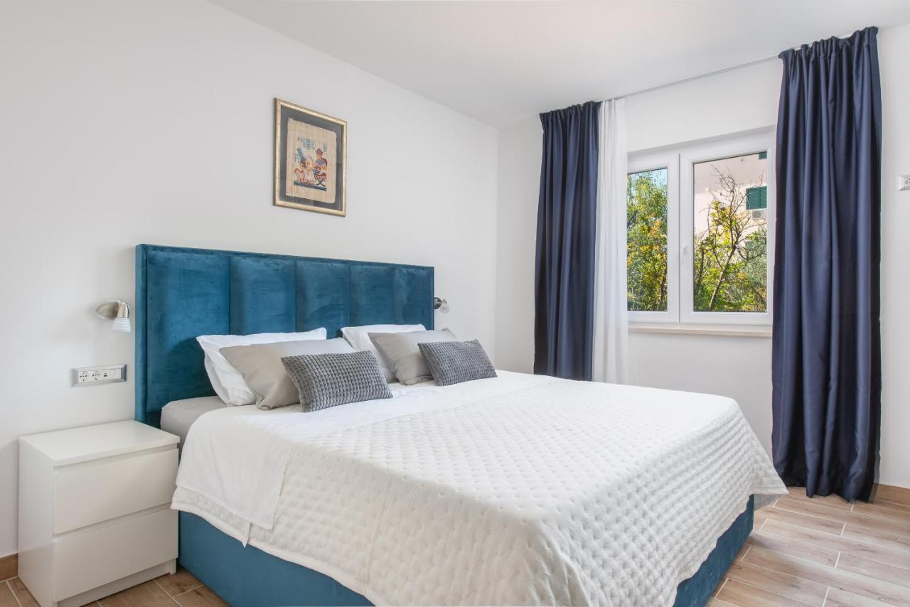 Apartment Kiki Kastel Stafilic